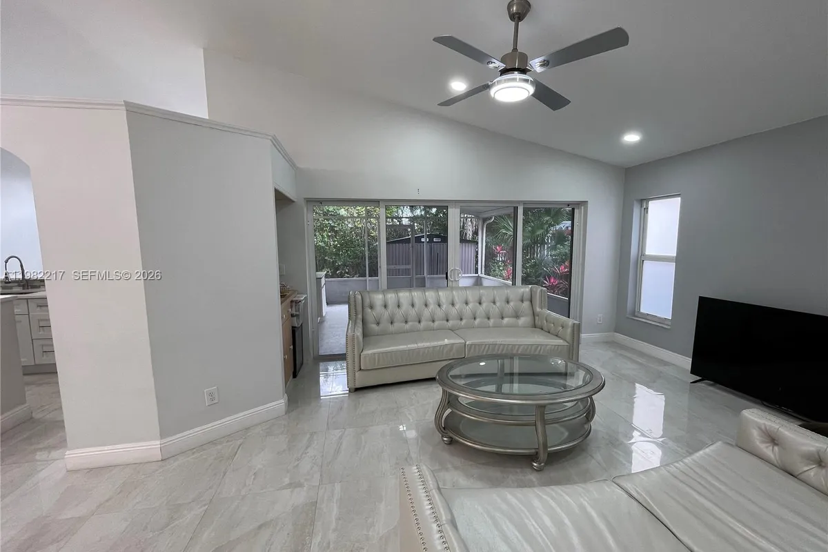 5544 NW 54th Cir, Coconut Creek FL 33073