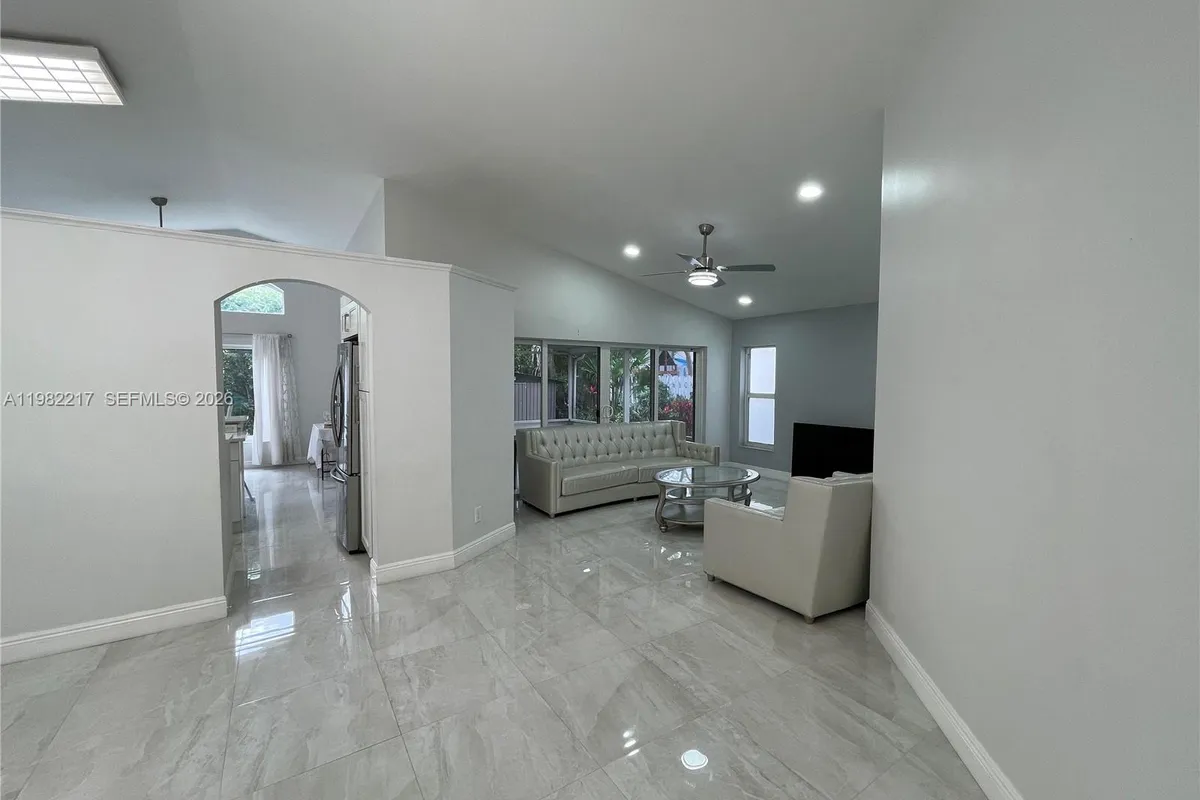 5544 NW 54th Cir, Coconut Creek FL 33073