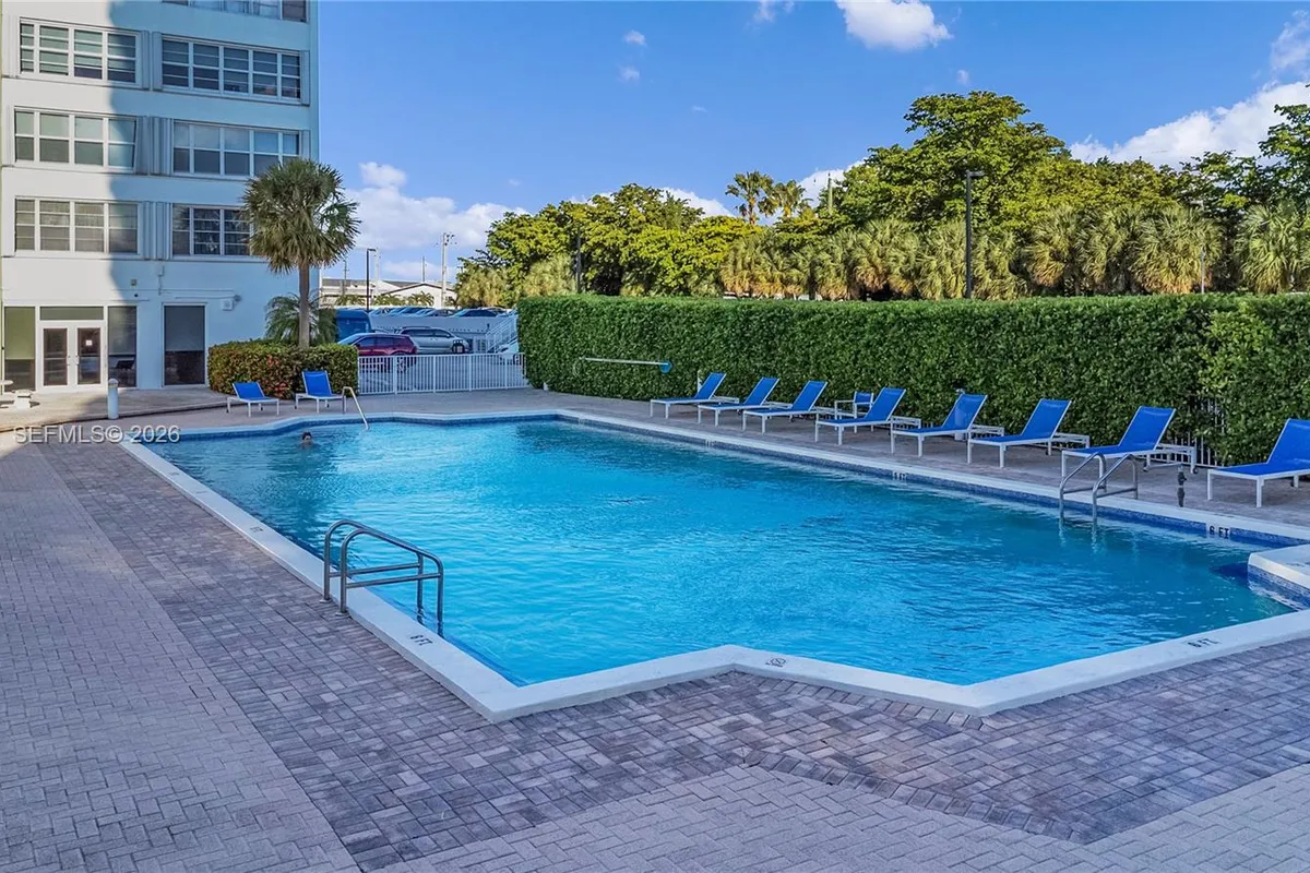 2150 Sans Souci Blvd # B605, North Miami FL 33181