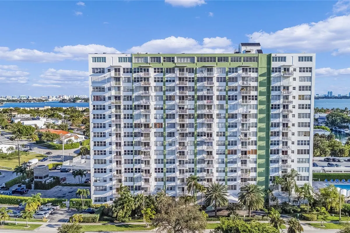 2150 Sans Souci Blvd # B605, North Miami FL 33181
