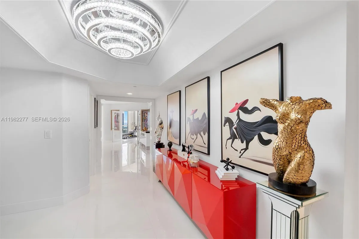 7000 Island Blvd # 2609, Aventura FL 33160