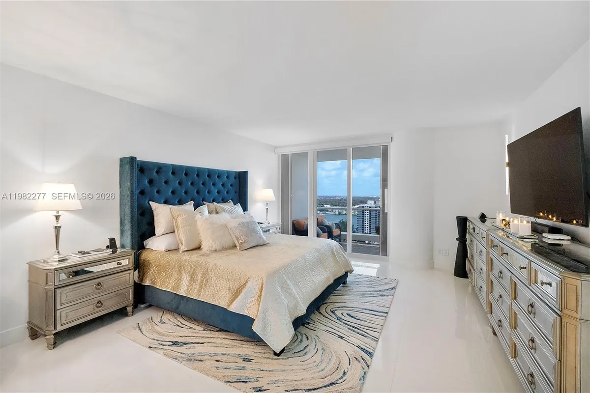 7000 Island Blvd # 2609, Aventura FL 33160