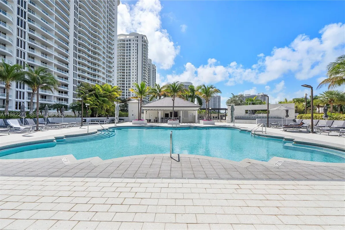 7000 Island Blvd # 2609, Aventura FL 33160