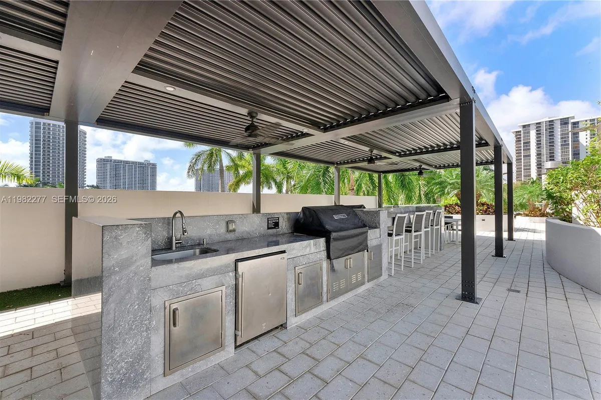 7000 Island Blvd # 2609, Aventura FL 33160