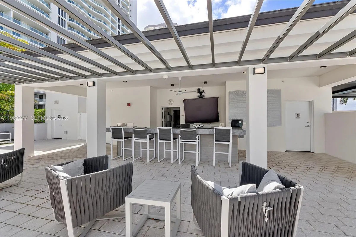 7000 Island Blvd # 2609, Aventura FL 33160