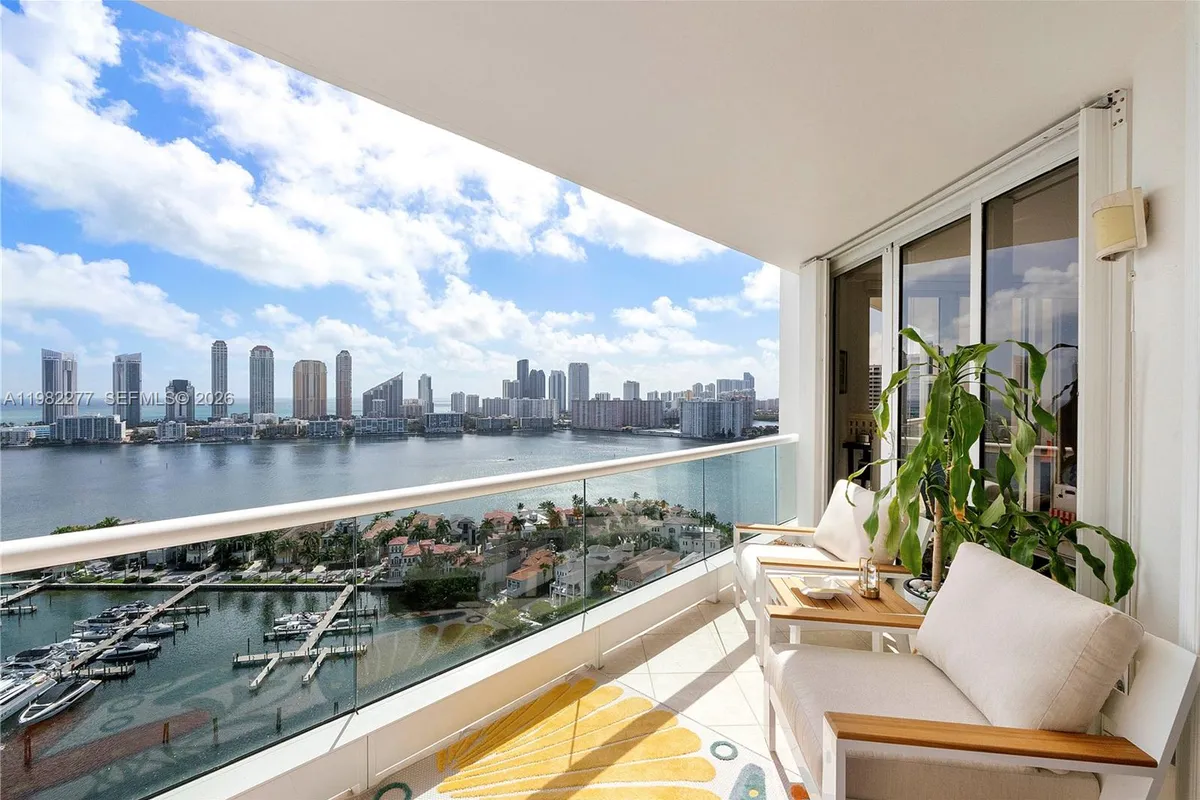 7000 Island Blvd # 2609, Aventura FL 33160