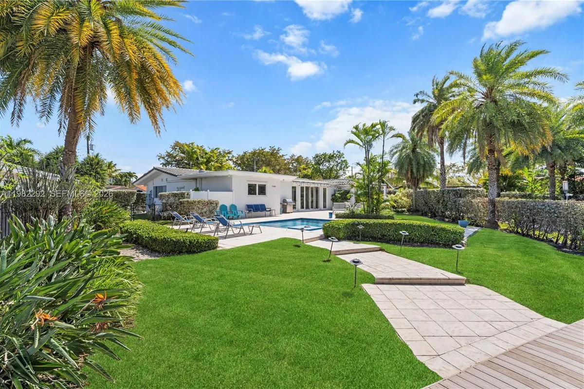 13000 Arch Creek Ter, North Miami FL 33181