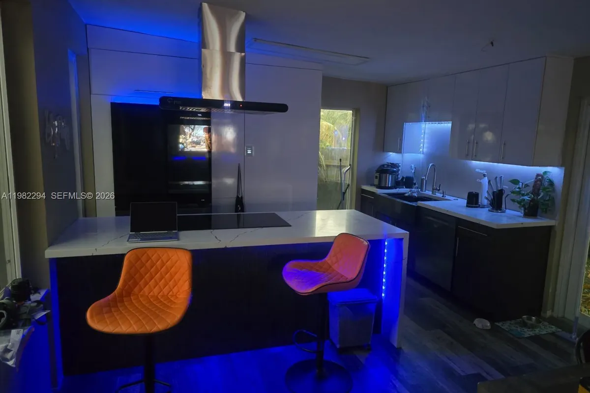 5812 NW 20th Ct, Margate FL 33063