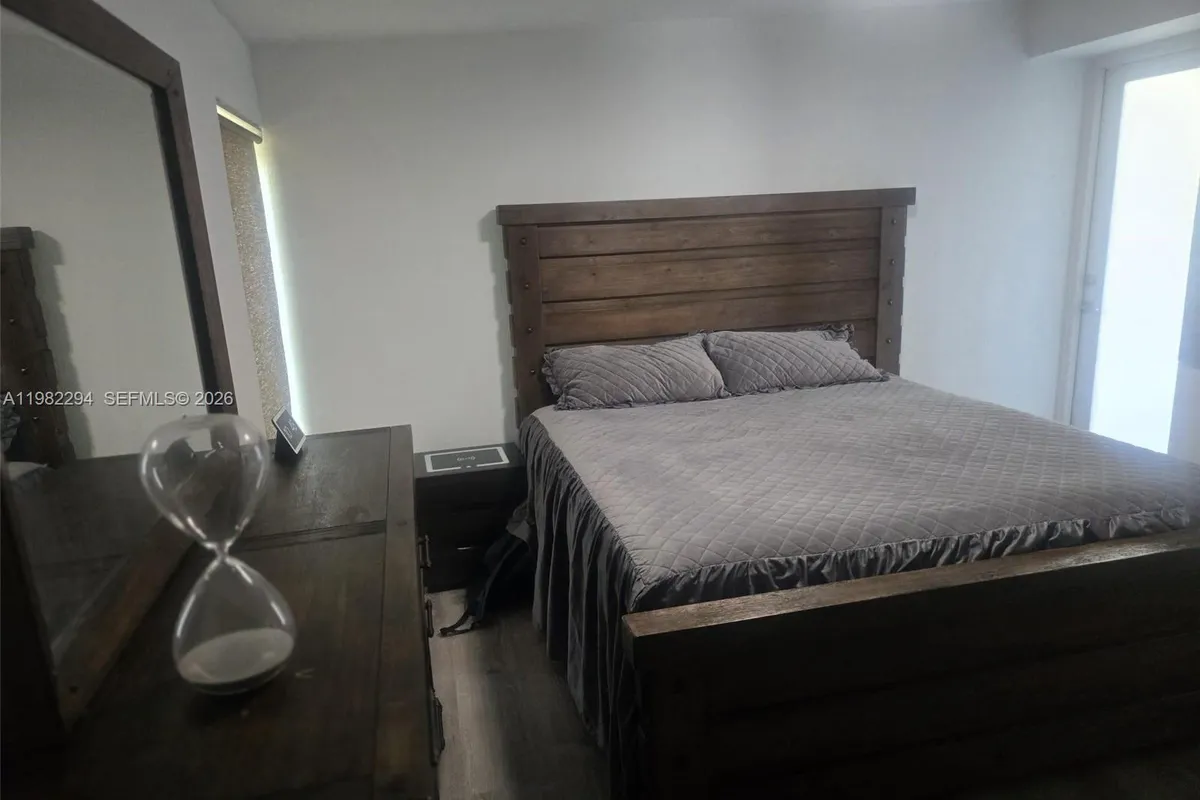 5812 NW 20th Ct, Margate FL 33063