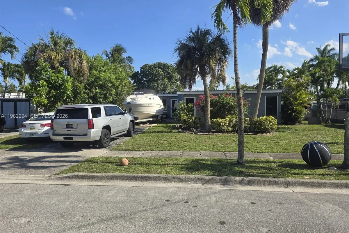 5812 NW 20th Ct, Margate FL 33063