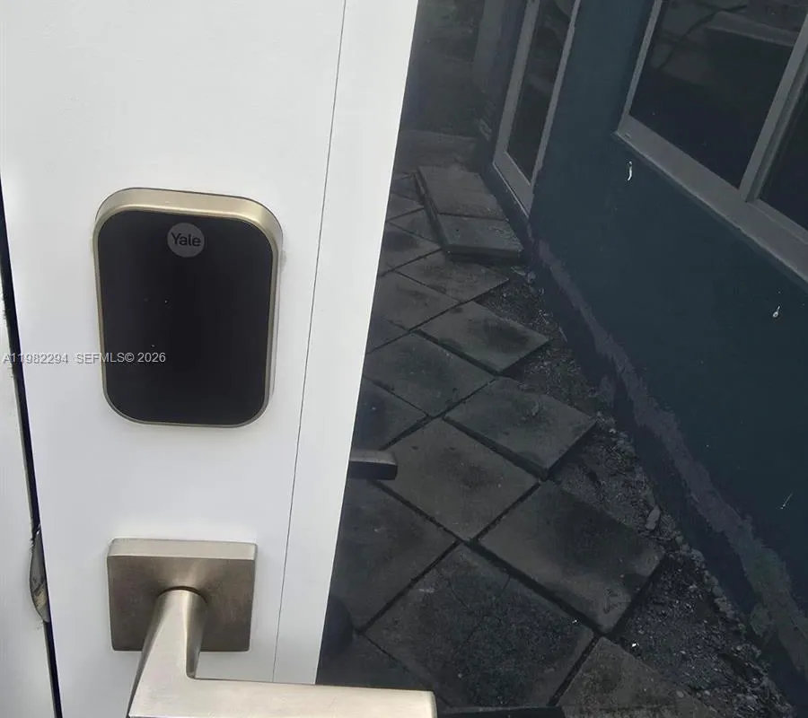 5812 NW 20th Ct, Margate FL 33063