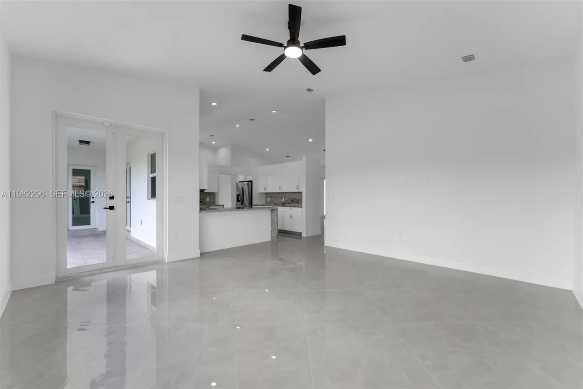 19855 SW 134 CT, Unincorporated Dade County FL 33177