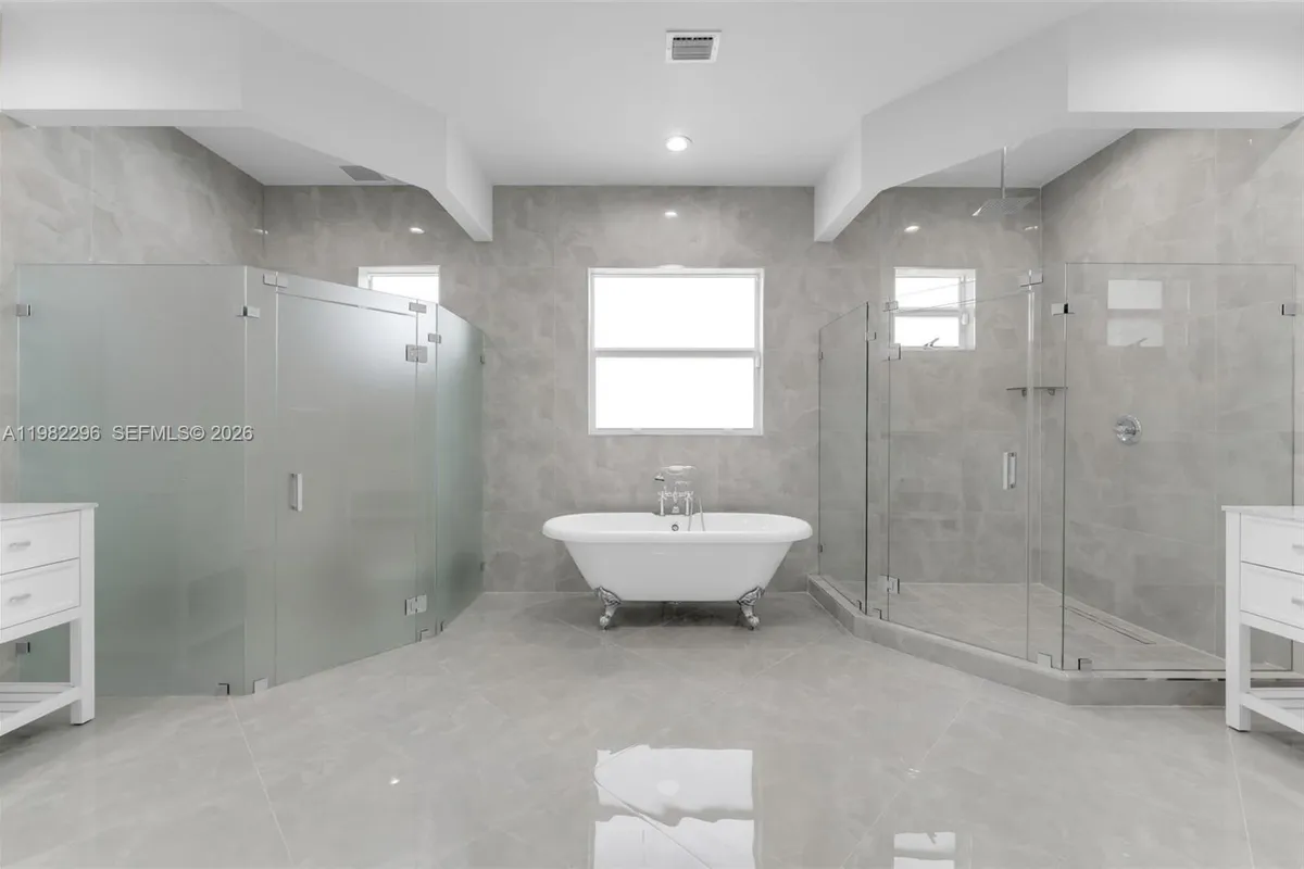 19855 SW 134 CT, Unincorporated Dade County FL 33177