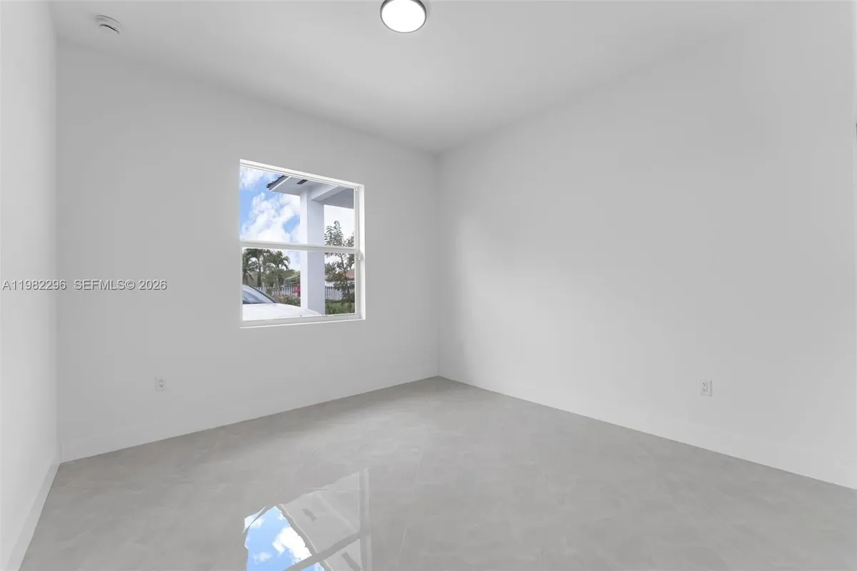 19855 SW 134 CT, Unincorporated Dade County FL 33177