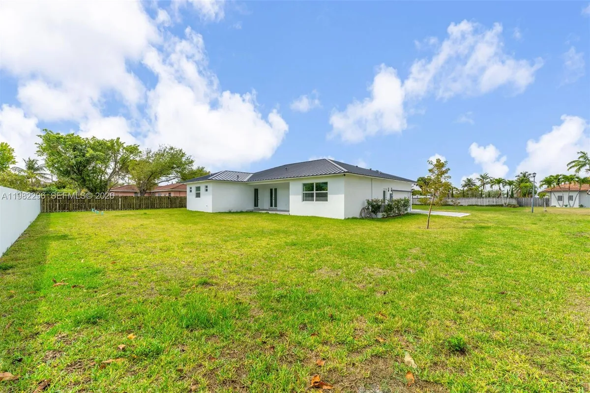 19855 SW 134 CT, Unincorporated Dade County FL 33177