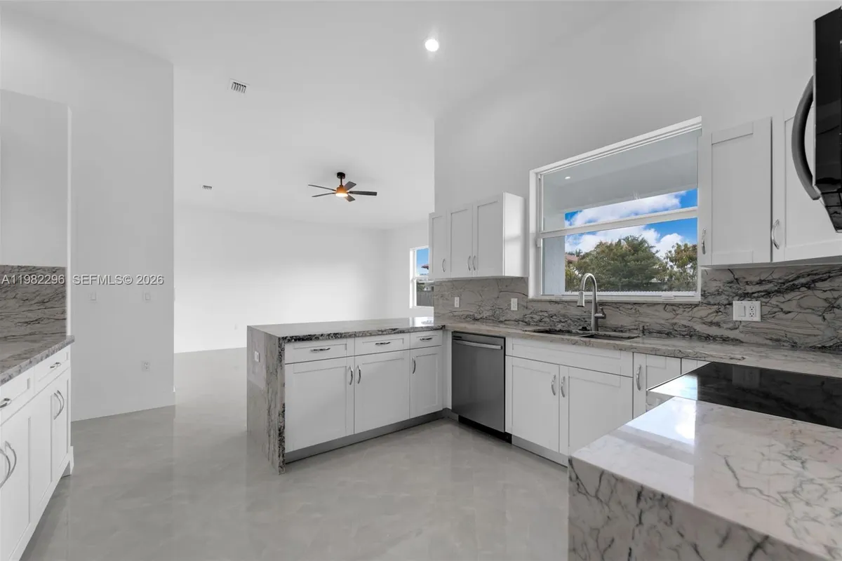 19855 SW 134 CT, Unincorporated Dade County FL 33177