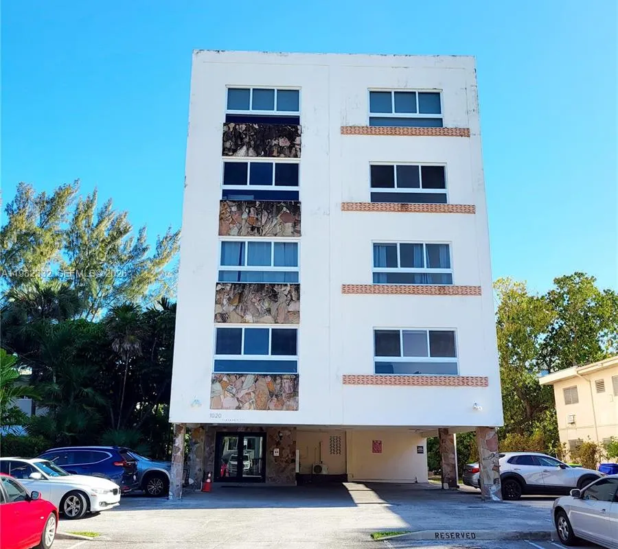 1020 94th St # 502, Bay Harbor Islands FL 33154