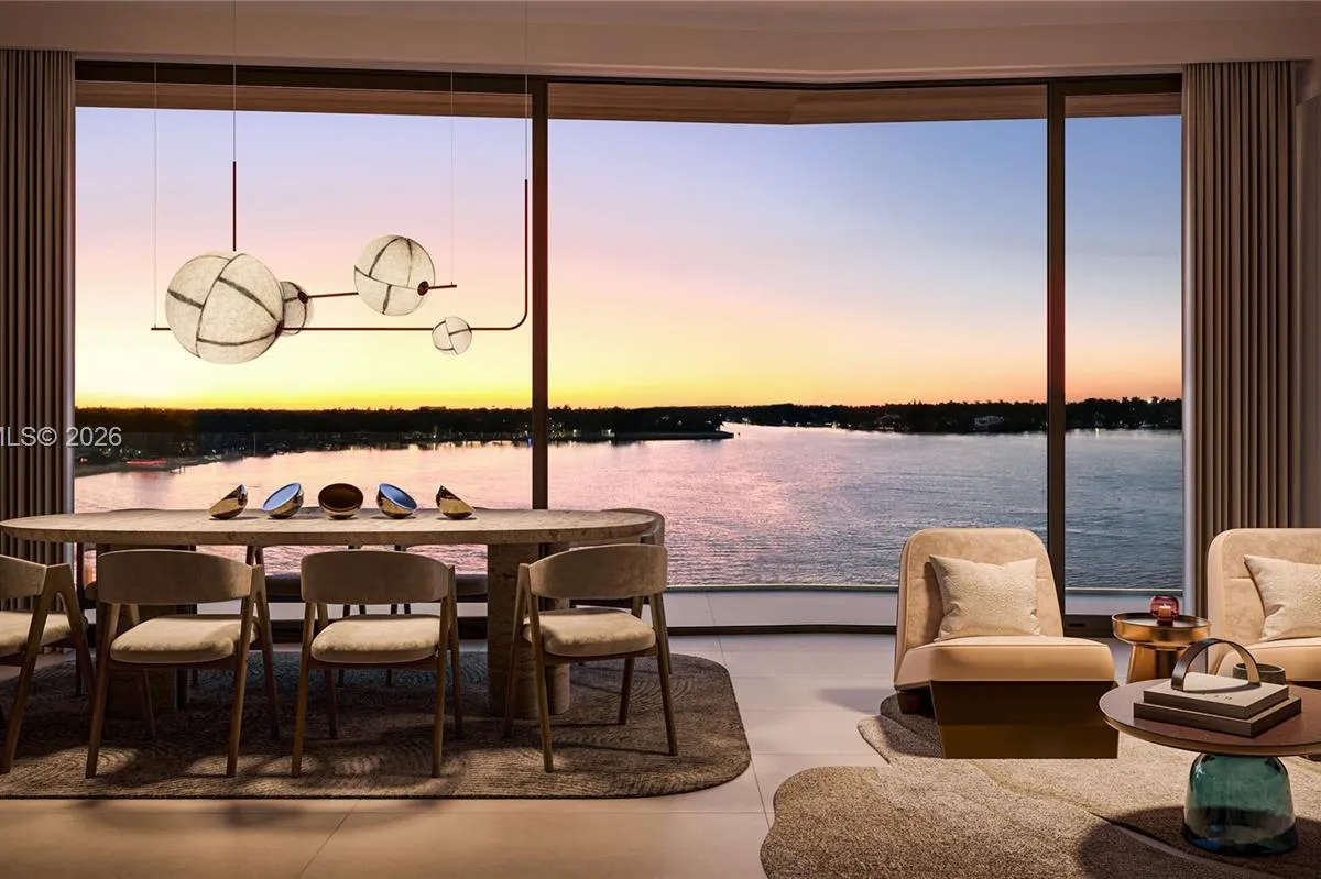 901 S Ocean Dr # 302, Hollywood FL 33019