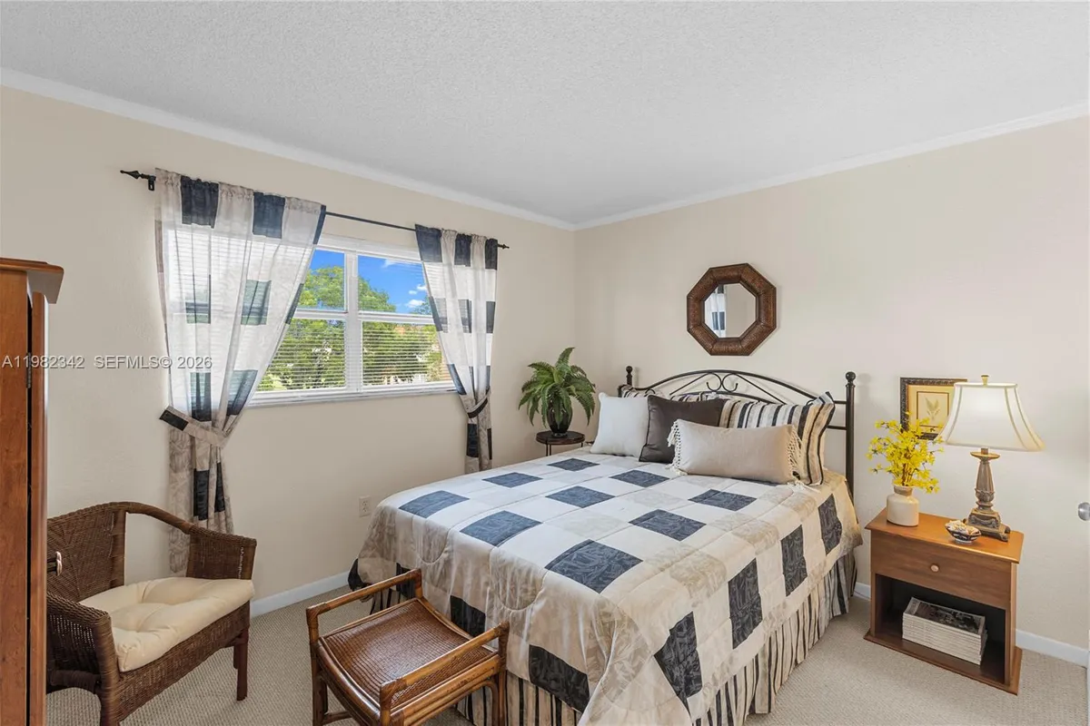 8950 Sunrise Lakes Blvd # 309, Sunrise FL 33322