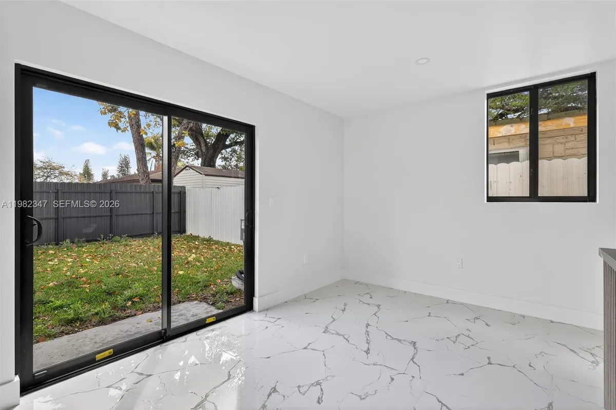 4313 NW 32nd Ave # 4313, Miami FL 33142