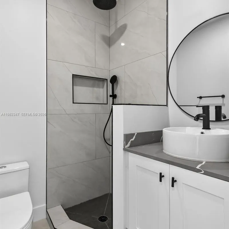 4313 NW 32nd Ave # 4313, Miami FL 33142