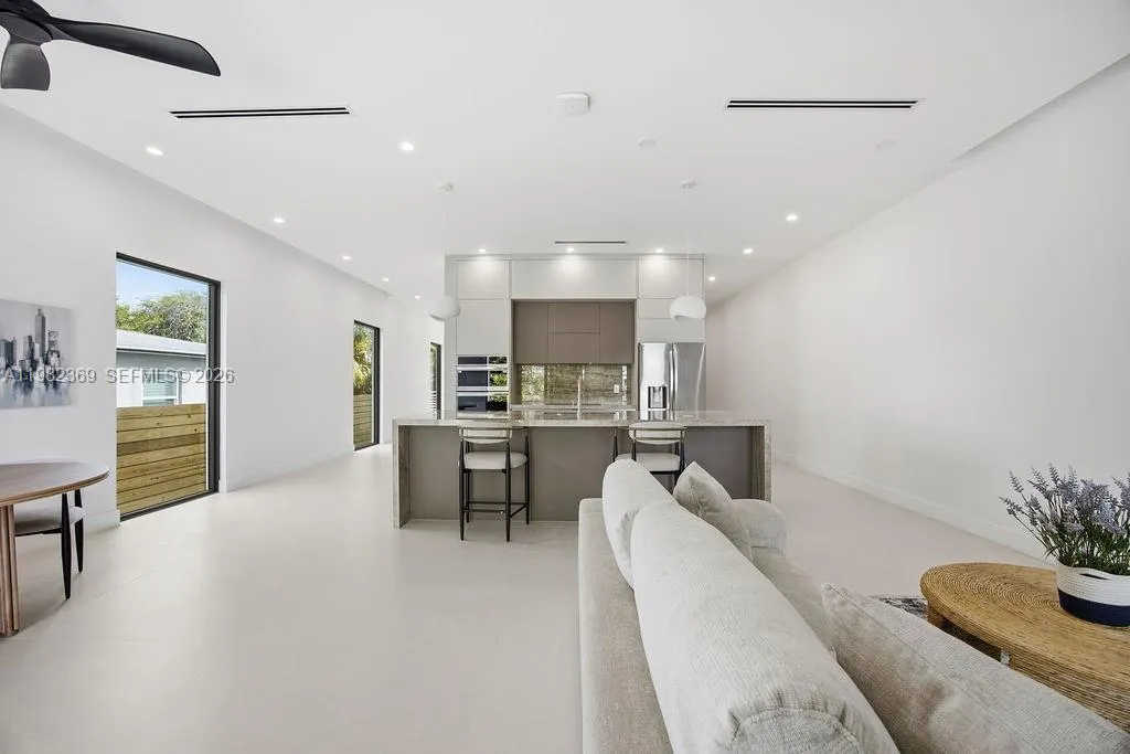 1321 NE 13th Ave # 1321, Fort Lauderdale FL 33304