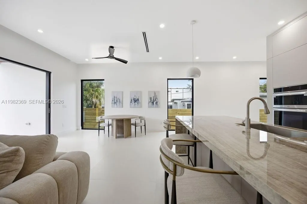 1321 NE 13th Ave # 1321, Fort Lauderdale FL 33304