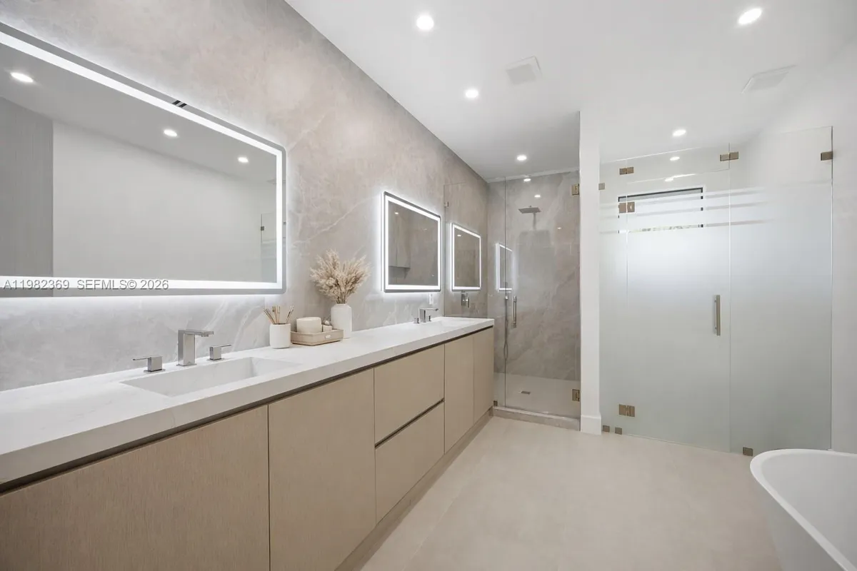 1321 NE 13th Ave # 1321, Fort Lauderdale FL 33304