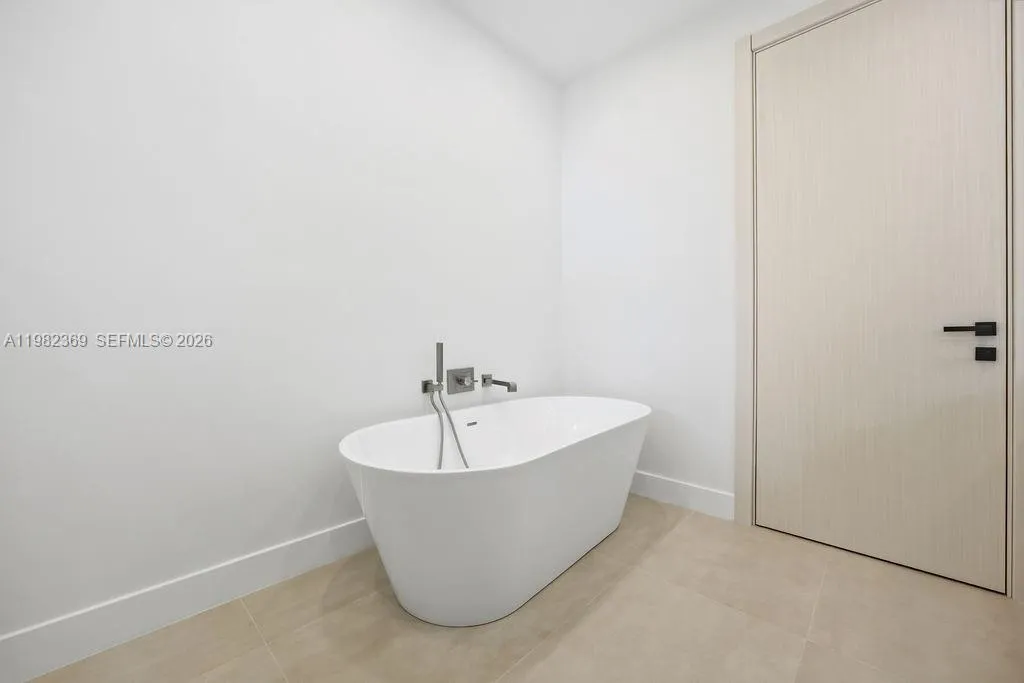 1321 NE 13th Ave # 1321, Fort Lauderdale FL 33304