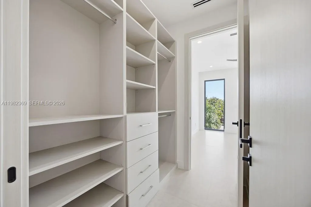 1321 NE 13th Ave # 1321, Fort Lauderdale FL 33304