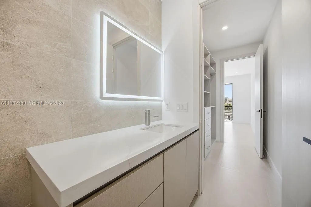 1321 NE 13th Ave # 1321, Fort Lauderdale FL 33304