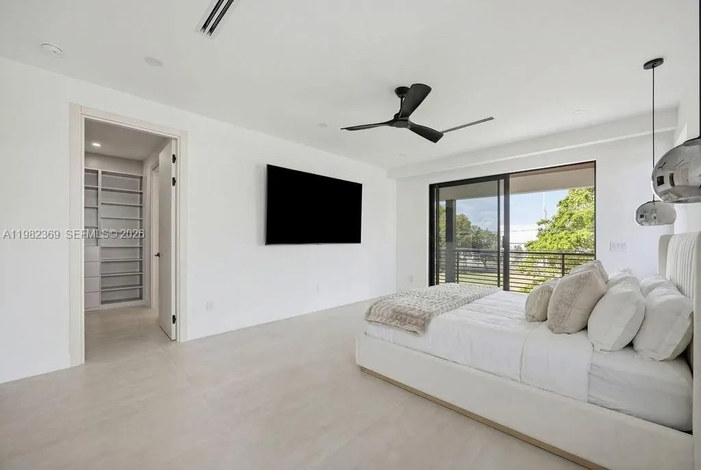 1321 NE 13th Ave # 1321, Fort Lauderdale FL 33304