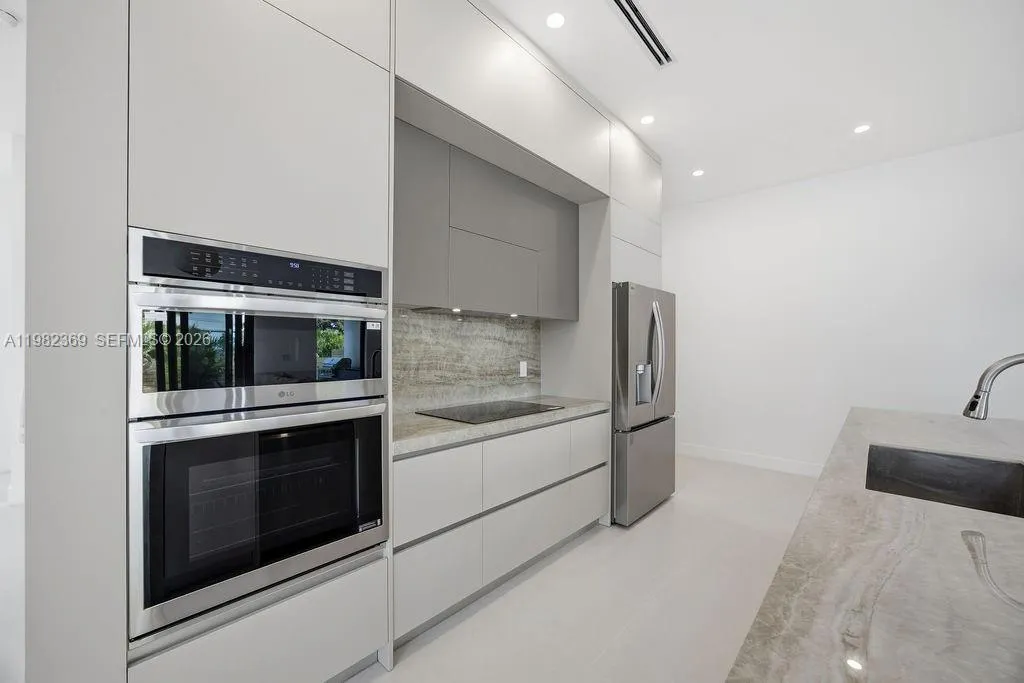 1321 NE 13th Ave # 1321, Fort Lauderdale FL 33304