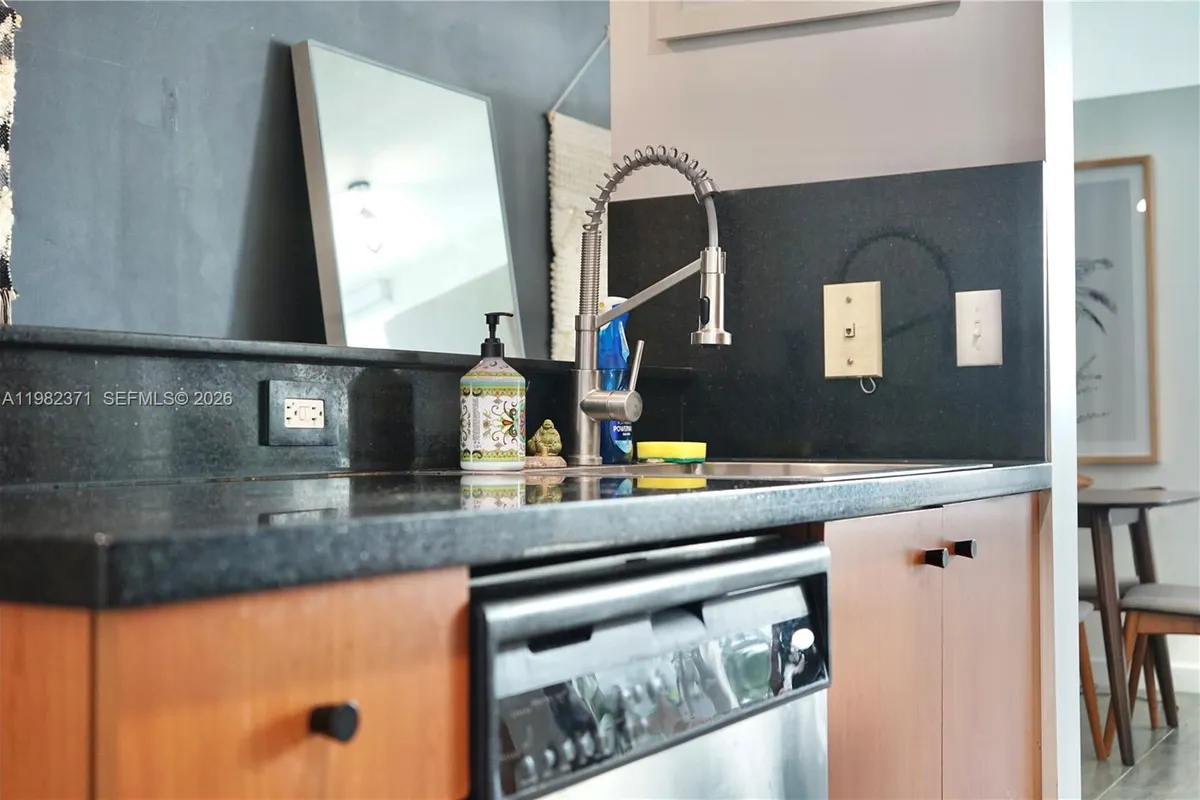 2200 NE 4th Ave # 503, Miami FL 33137