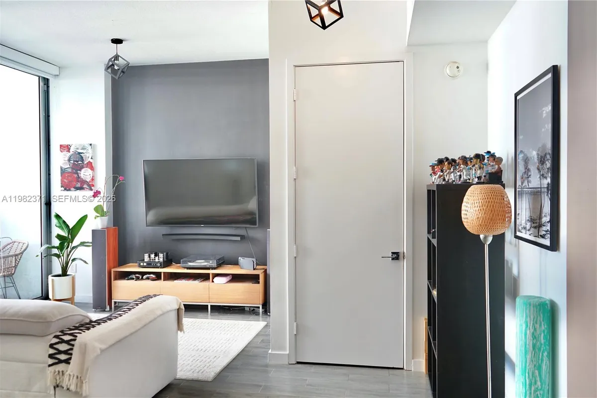 2200 NE 4th Ave # 503, Miami FL 33137