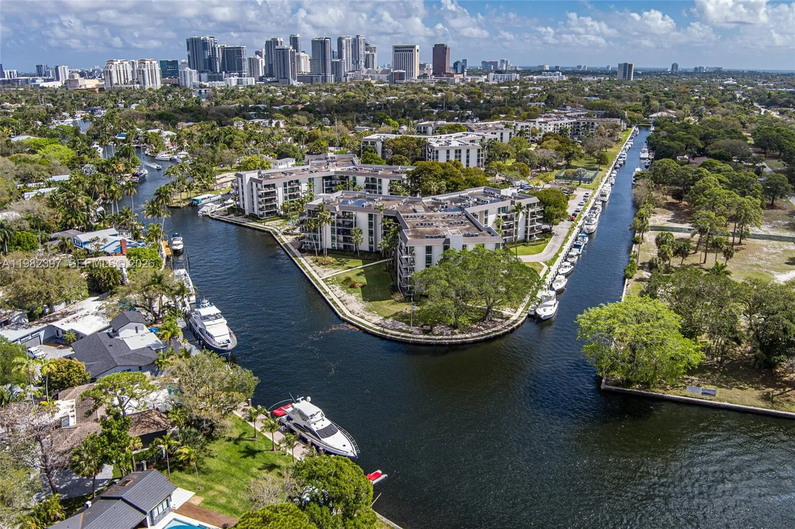 1201 River Reach Dr # 102, Fort Lauderdale FL 33315