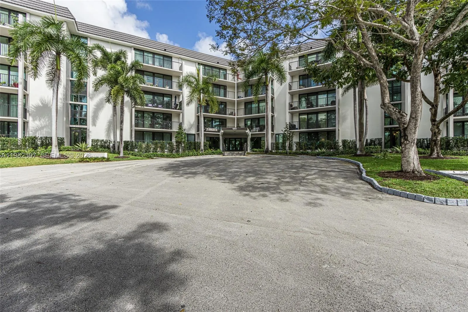 1201 River Reach Dr # 102, Fort Lauderdale FL 33315