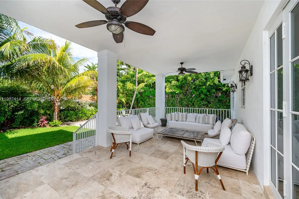 760 Glenridge Rd, Key Biscayne FL 33149