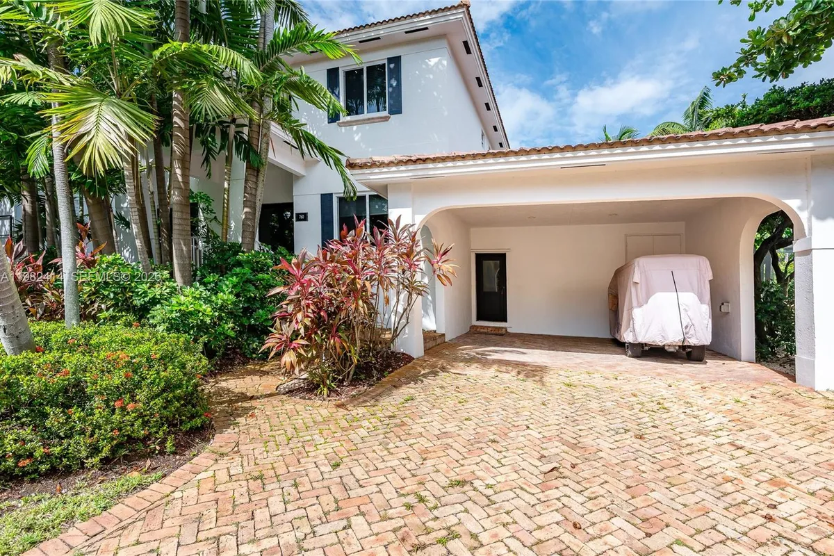760 Glenridge Rd, Key Biscayne FL 33149