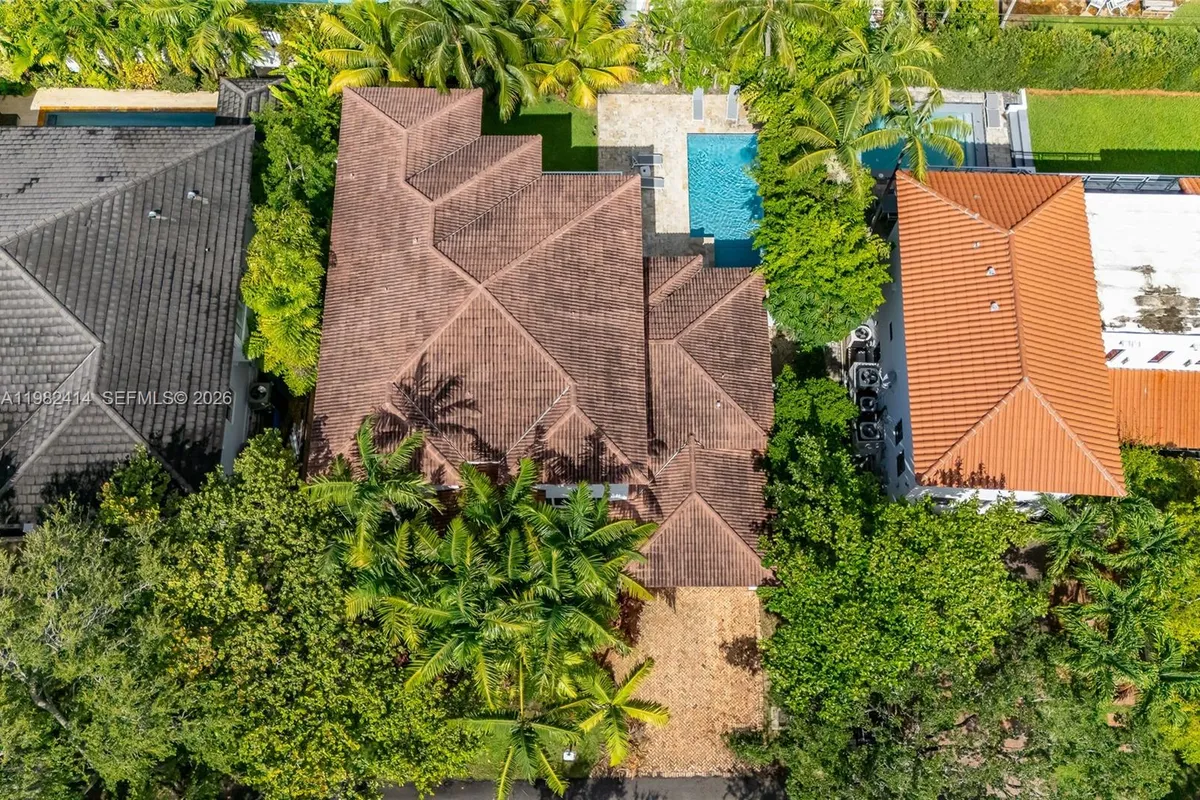 760 Glenridge Rd, Key Biscayne FL 33149