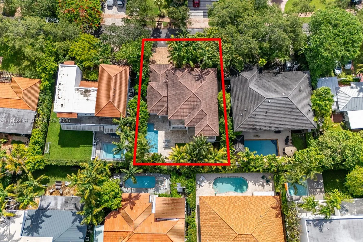760 Glenridge Rd, Key Biscayne FL 33149