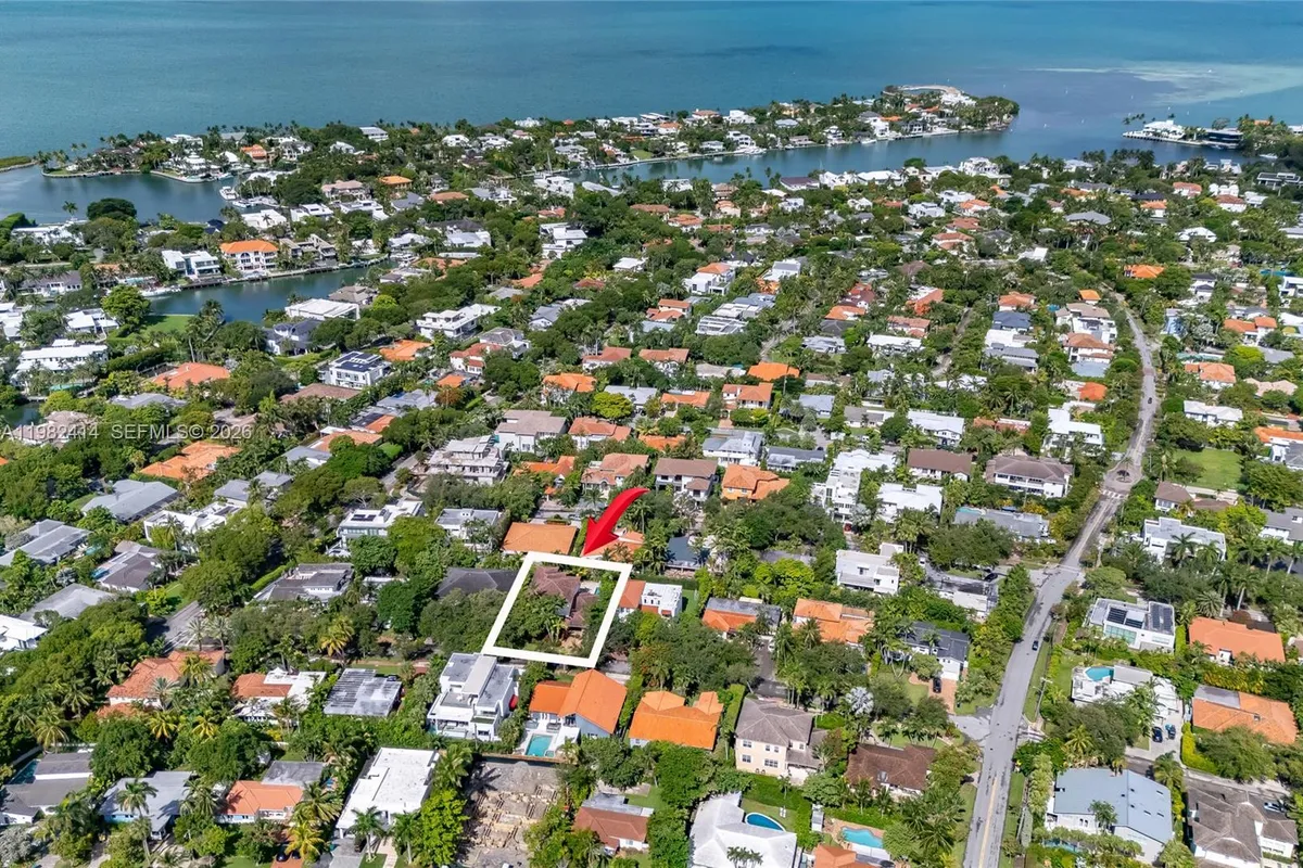 760 Glenridge Rd, Key Biscayne FL 33149