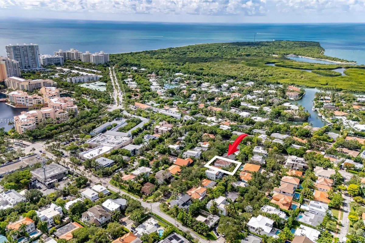 760 Glenridge Rd, Key Biscayne FL 33149