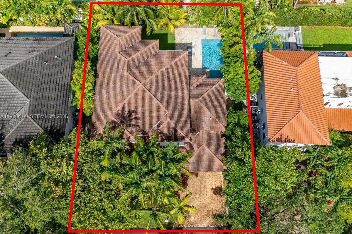 760 Glenridge Rd, Key Biscayne FL 33149