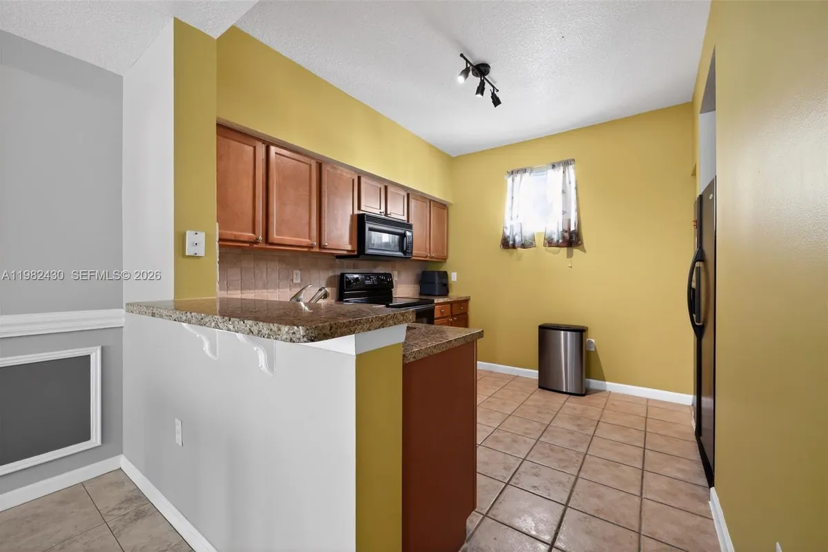 156 Aragon Way # 103, Jupiter FL 33458