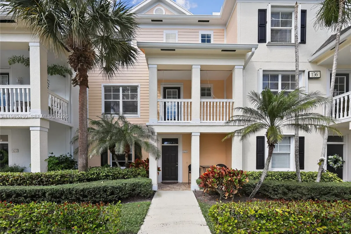 156 Aragon Way # 103, Jupiter FL 33458