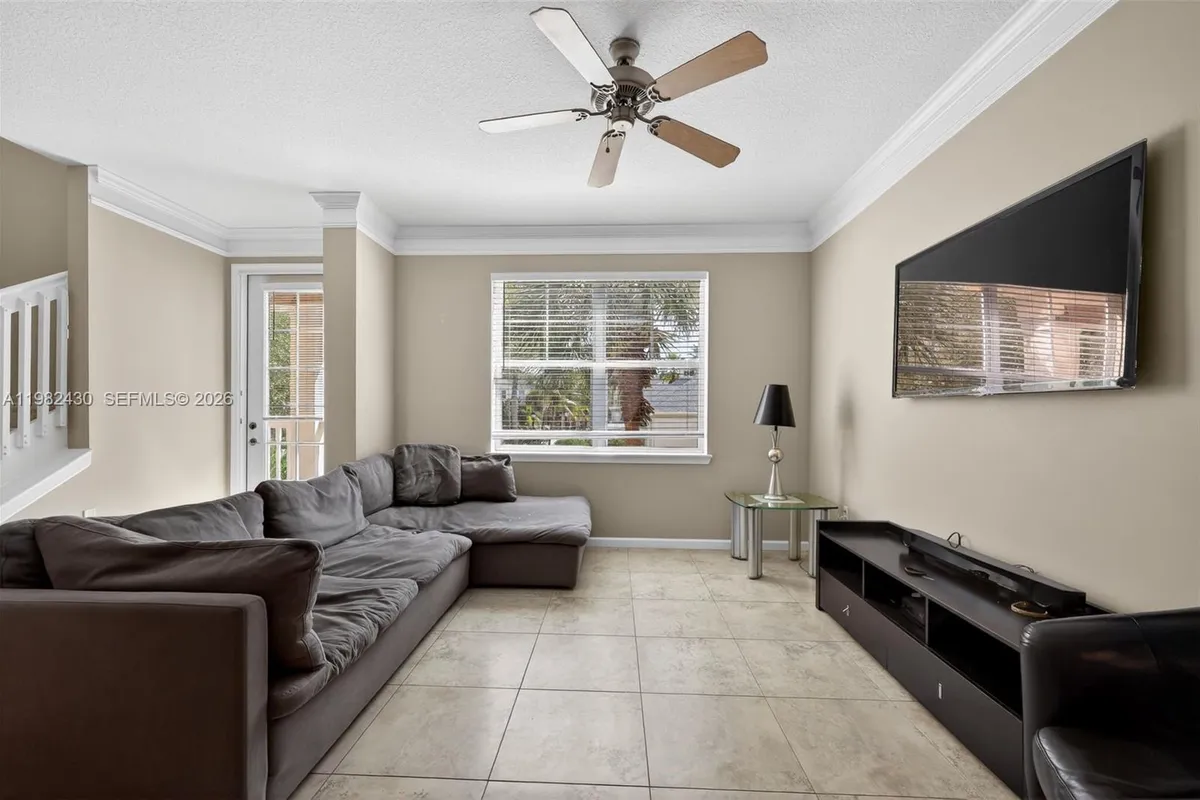 156 Aragon Way # 103, Jupiter FL 33458