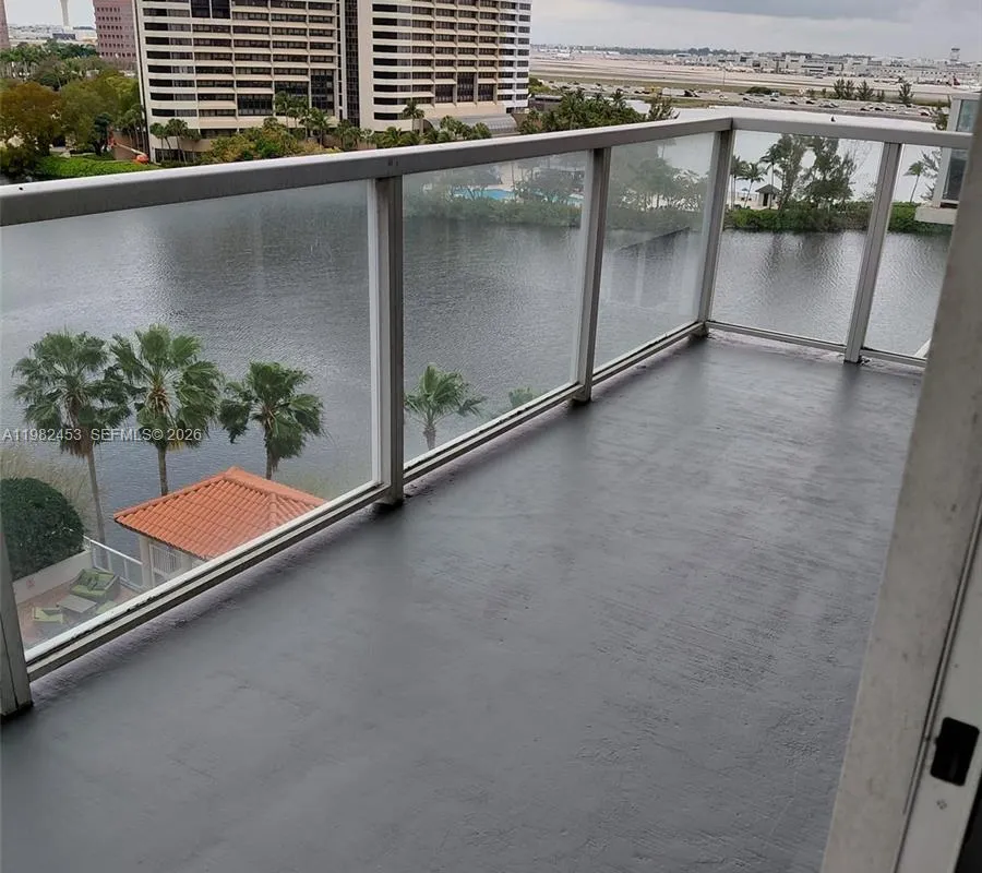 5077 NW 7th St # 1006, Miami FL 33126