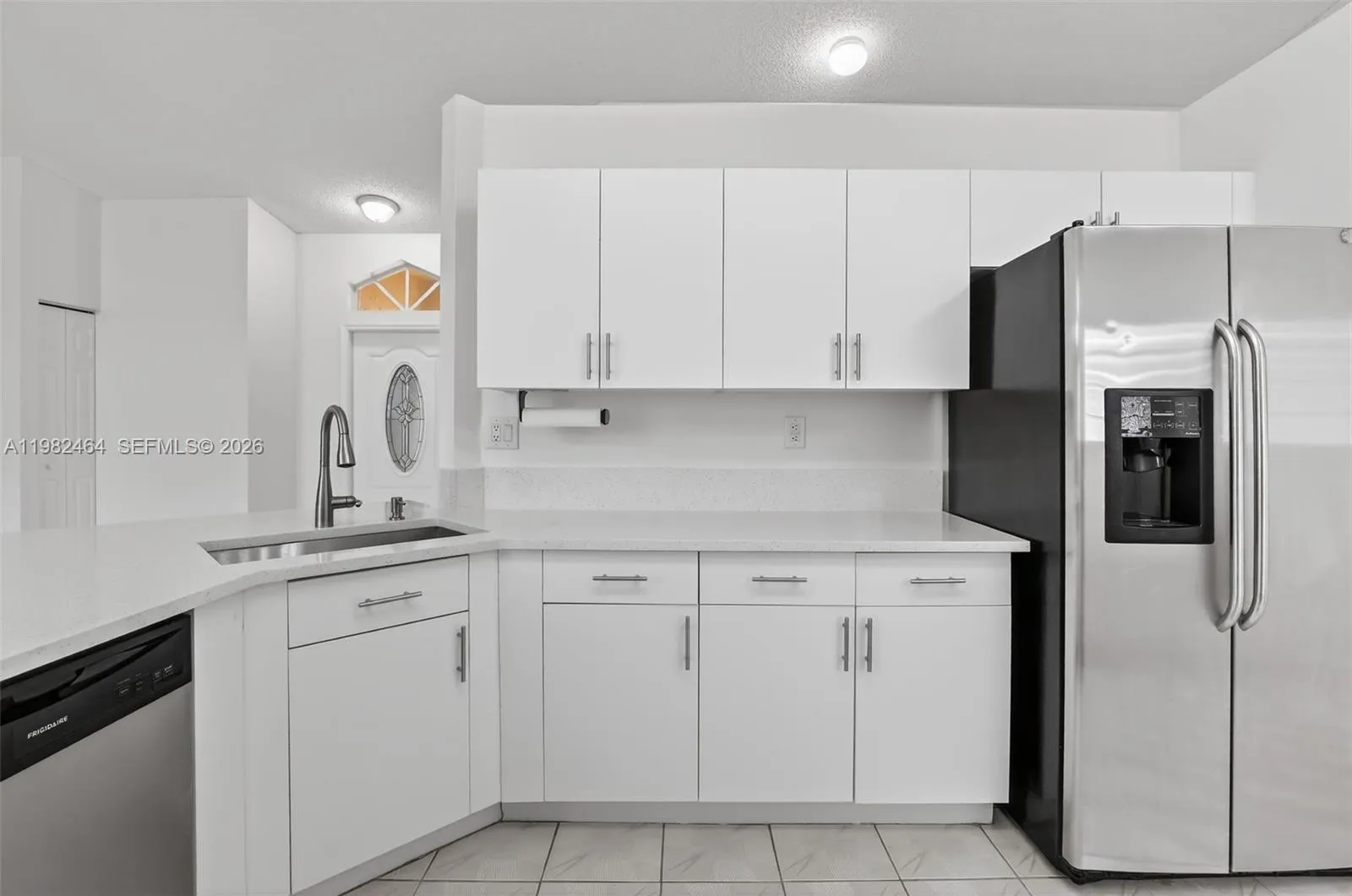 1281 NW 170th Ave, Pembroke Pines FL 33028