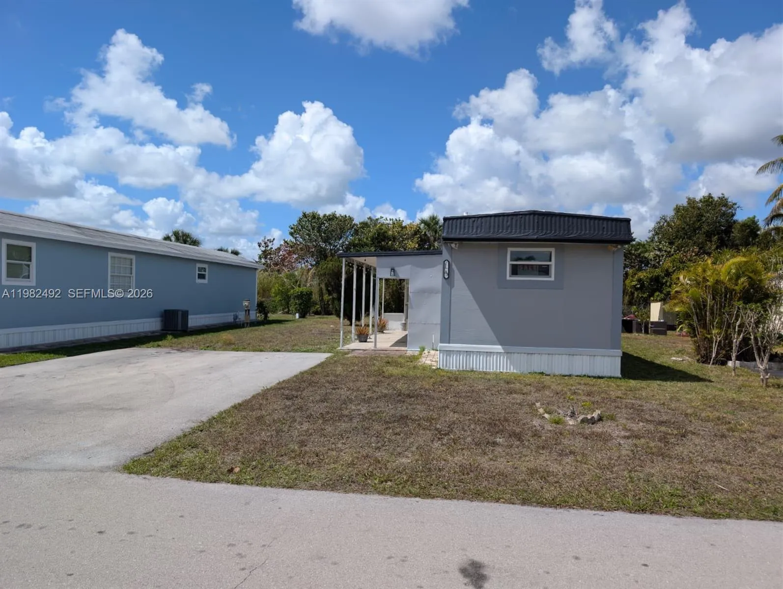 3 bedroom 2 bath for sale at 115 SW 115th Ave, Miramar FL 33025